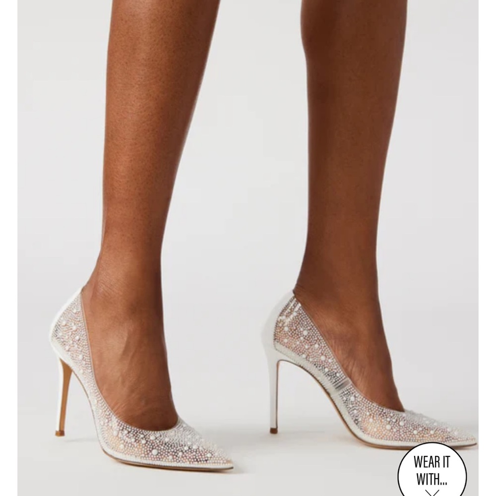 Steve Madden Evelyn Clear Pearl Point Toe